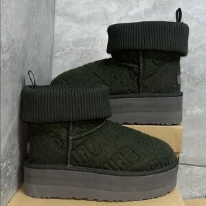UGG CLASSIC MINI PLATFORM